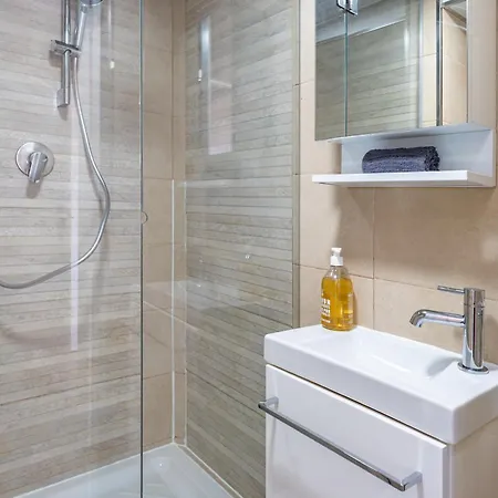 Apartment Classbnb - Well-located Near Monte Carlo *