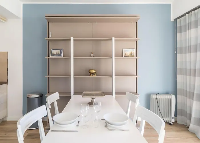 شقة Classbnb - Well-located Near Monte Carlo بوزولي